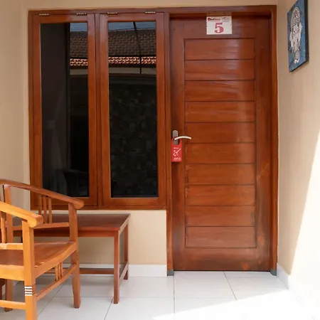 Reddoorz Near Buleleng Harbour 2
