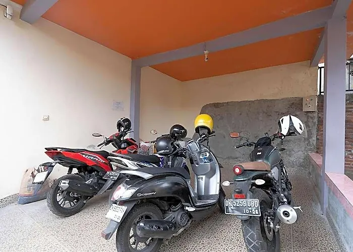 Reddoorz Near Buleleng Harbour 2 2*