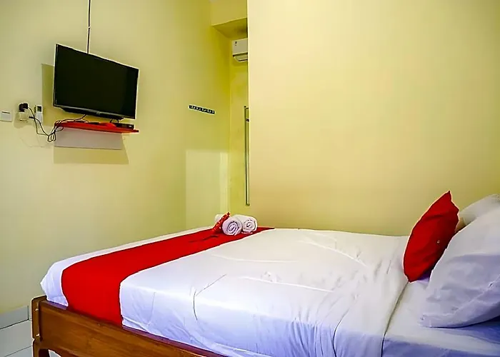 Hotel Reddoorz Near Buleleng Harbour 2